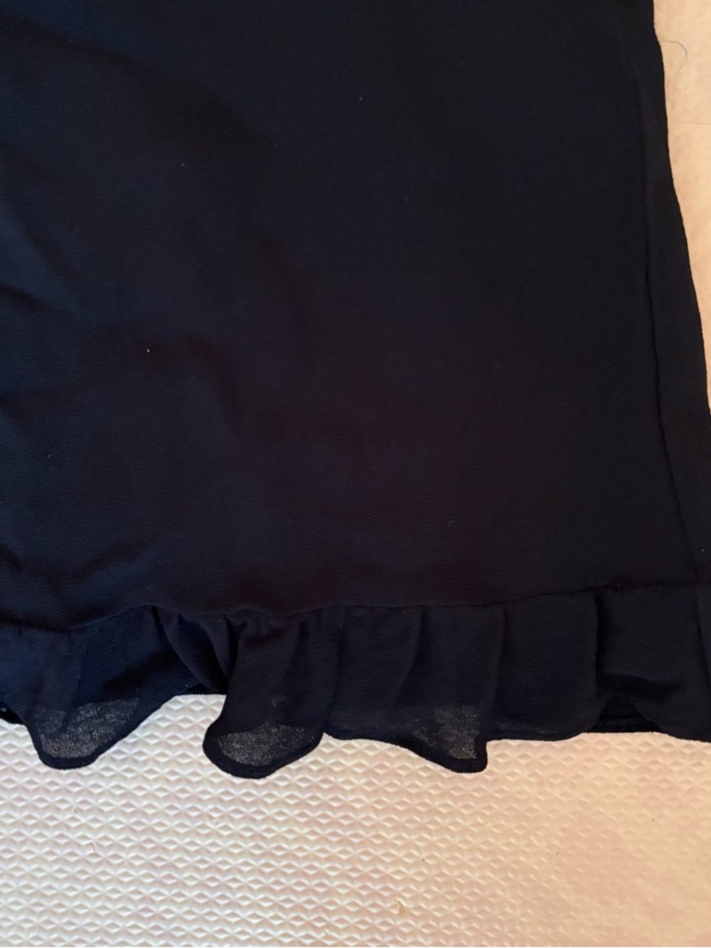 Reformation Christine Dress Black
Mini Ruffle Tie Sweetheart Size 8 - Picture 6 of 9